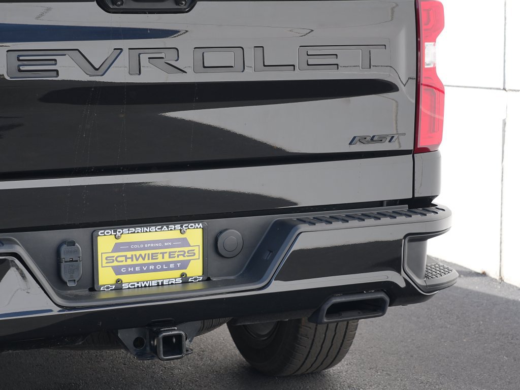 Used 2024 Chevrolet Silverado 1500 RST w/ Redline Edition AWD/4WD image 11