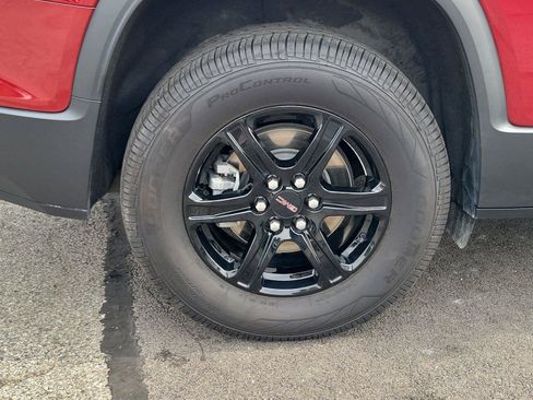 Used 2023 GMC Acadia AT4 w/ Technology Package AWD/4WD image 5