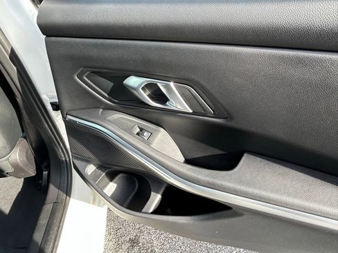 Used 2025 BMW 330i Sedan image 34