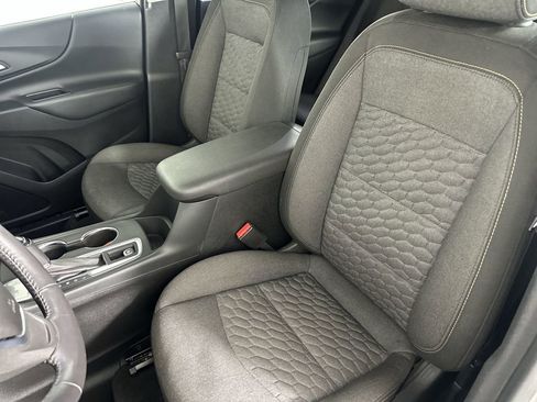 Used 2018 Chevrolet Equinox LT FWD image 21