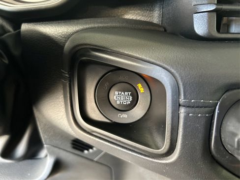 Used 2024 Jeep Wrangler Unlimited Rubicon w/ Capability Package AWD/4WD image 26