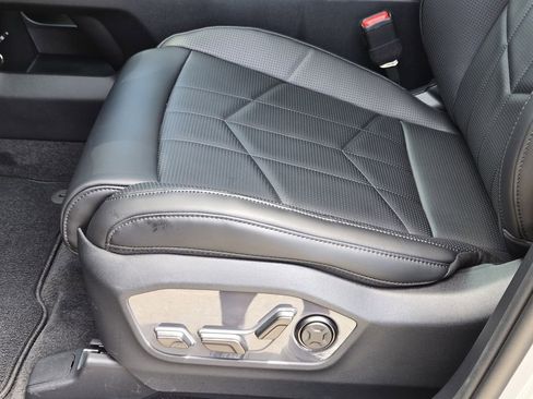 New 2027 Kia Telluride SX X-Line AWD/4WD image 17