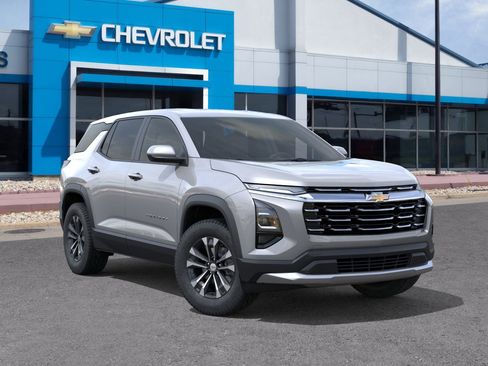 New 2026 Chevrolet Equinox LT w/ Convenience Package II image 11