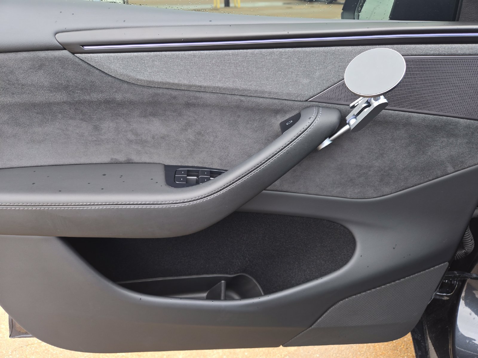 Used 2026 Tesla Model Y AWD image 30