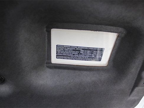 Used 2019 Nissan Rogue SV image 39