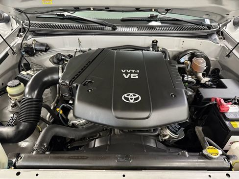 Used 2005 Toyota Tundra SR5 image 21