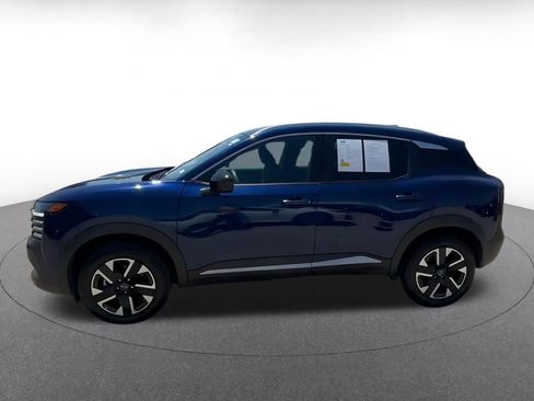 Used 2026 Nissan Kicks SV w/ Cold Weather Package AWD/4WD image 9