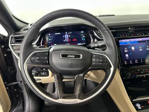 Used 2023 Jeep Grand Cherokee 4WD 4xe w/ Luxury Tech Group II image 14