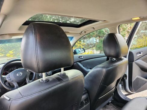 Used 2010 Nissan Altima 2.5 SL w/ SL Pkg image 20
