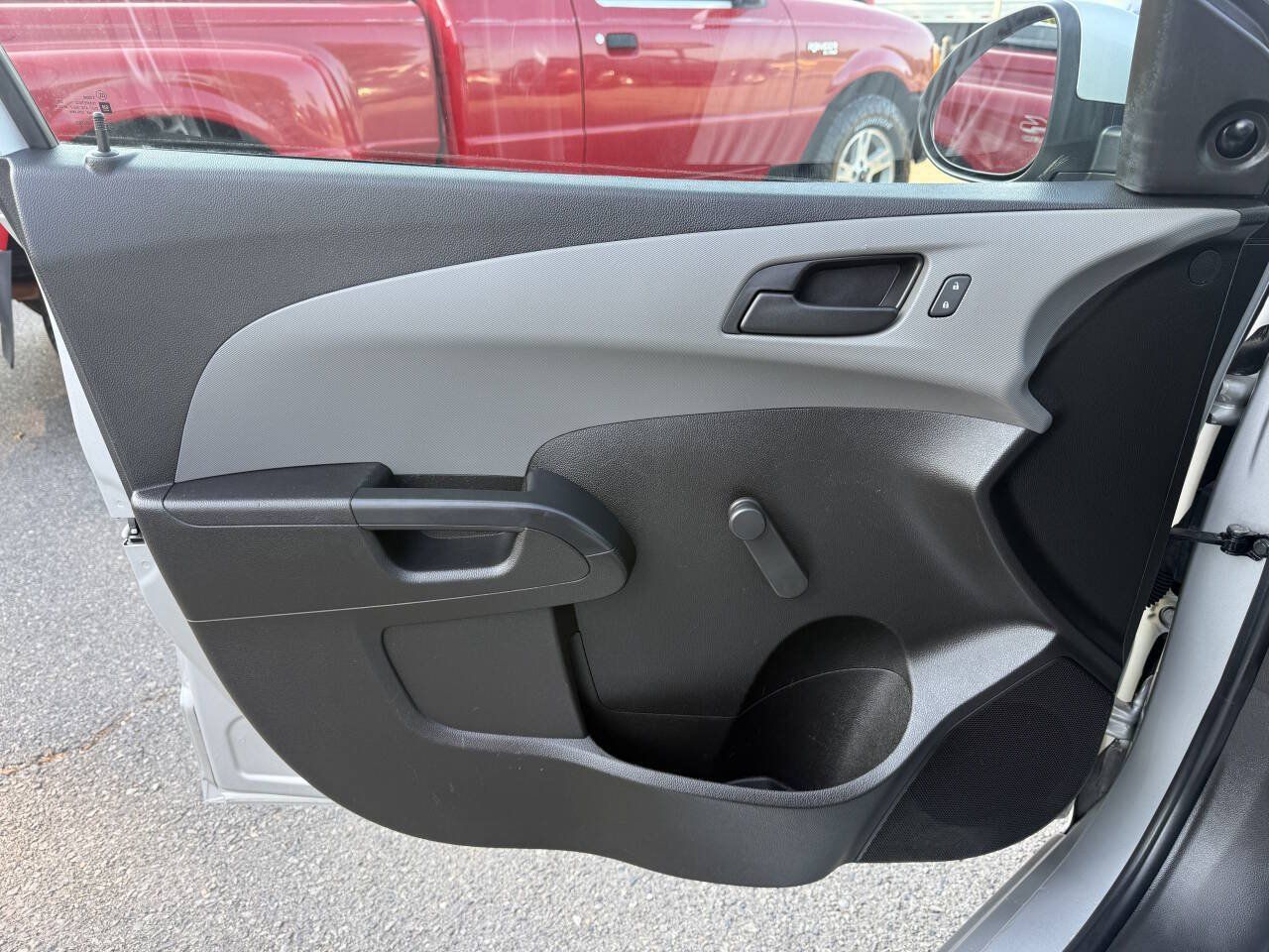 Used 2017 Chevrolet Sonic LS FWD image 22
