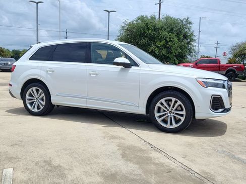 Used 2025 Audi Q7 2.0T Premium w/ Convenience Package AWD/4WD image 16