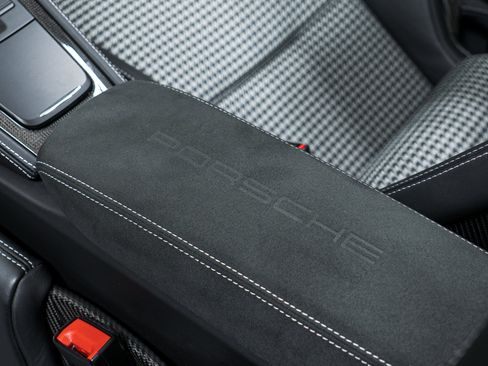 Certified 2023 Porsche 718 Boxster Spyder image 30