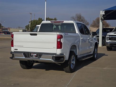 New 2026 Chevrolet Silverado 1500 LT w/ Convenience Package II image 4