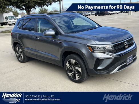 Certified 2024 Volkswagen Taos SE w/ Panoramic Sunroof Package image 1