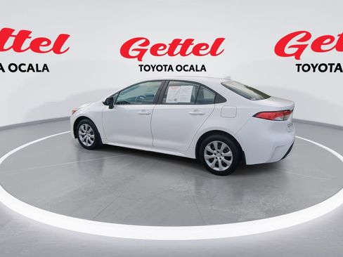 Used 2020 Toyota Corolla LE image 6