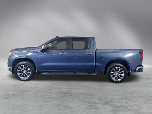 Used 2024 Chevrolet Silverado 1500 LT w/ Z71 Off-Road Package AWD/4WD image 7