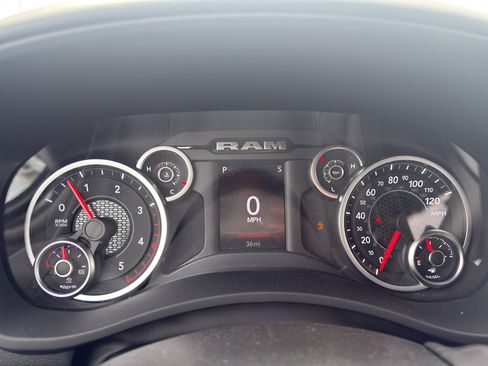 New 2026 RAM 2500 Big Horn AWD/4WD image 21
