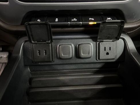 Certified 2018 GMC Sierra 1500 SLT image 35