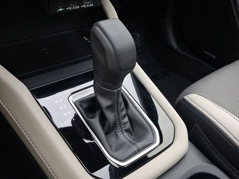 Used 2025 Subaru Forester Limited image 16