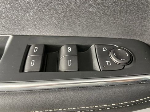 New 2025 GMC Acadia Elevation image 23