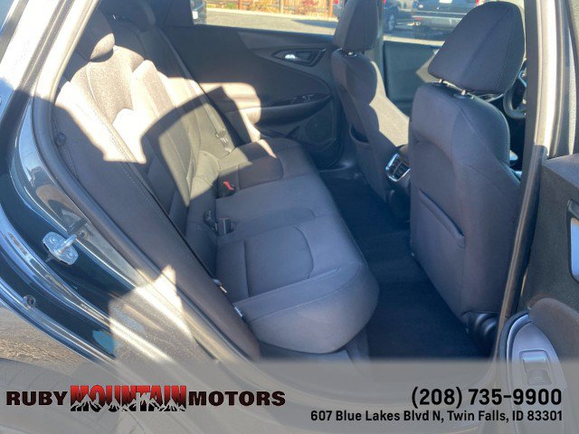 Used 2018 Chevrolet Malibu LT FWD image 27