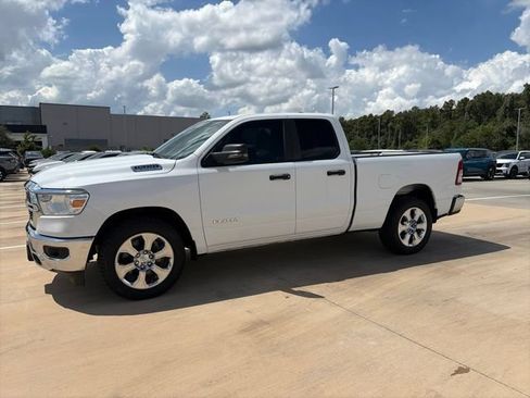 Used 2023 RAM 1500 Lone Star AWD/4WD image 2