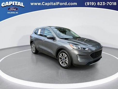 Used 2022 Ford Escape SEL FWD image 2