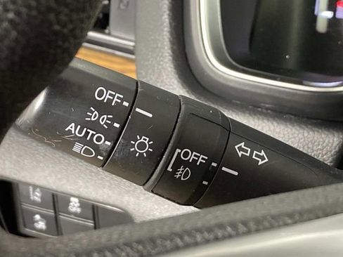 Used 2018 Honda CR-V EX image 15