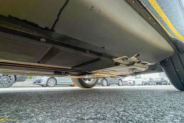 Used 2021 Aston Martin DBX AWD/4WD image 76
