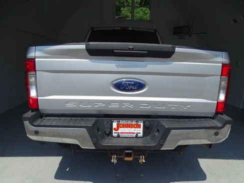 Used 2019 Ford F250 XLT w/ XLT Value Package AWD/4WD image 18