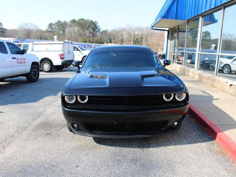 Used 2016 Dodge Challenger SXT Plus image 2