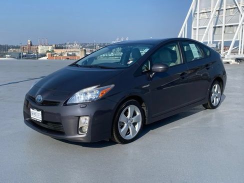 Used 2010 Toyota Prius Five FWD image 4