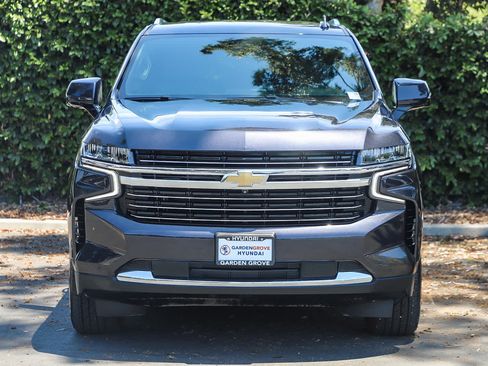 Used 2024 Chevrolet Tahoe LT w/ Luxury Package RWD image 2