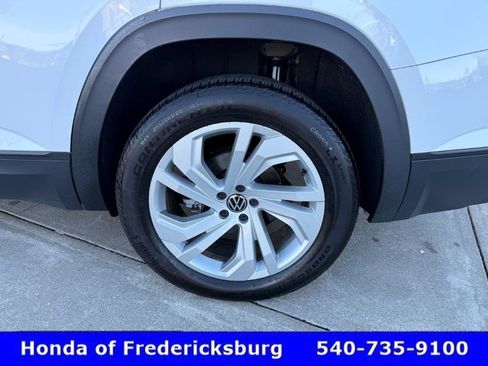 Used 2021 Volkswagen Atlas SE w/ Panoramic Sunroof Package image 11