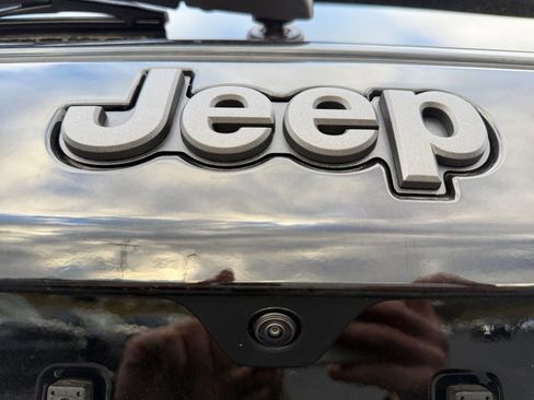 New 2026 Jeep Compass Limited image 17