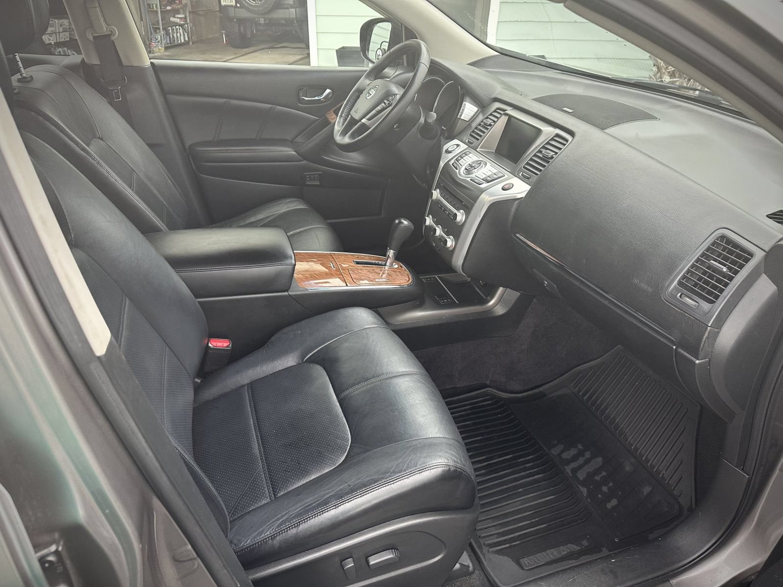 Used 2012 Nissan Murano LE w/ Platinum Pkg FWD image 12
