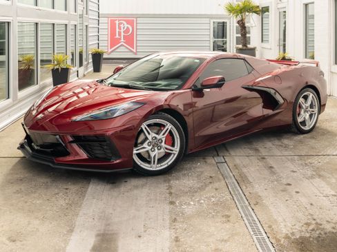 Used 2020 Chevrolet Corvette Stingray Preferred Conv w/ 2LT Preferred Equipment Group image 2