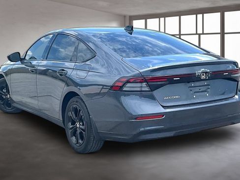 Used 2025 Honda Accord SE image 4