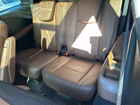 Certified 2025 Mercedes-Benz GLS 450 4MATIC image 45