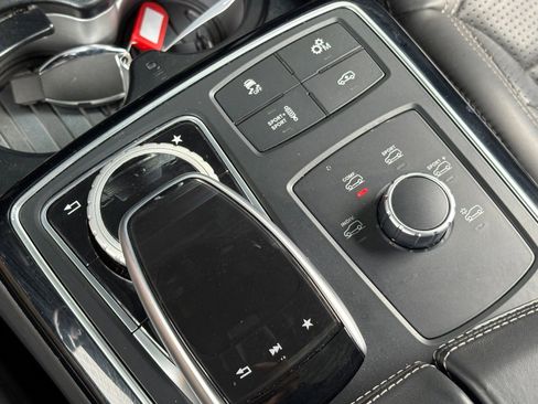Used 2019 Mercedes-Benz GLE 63 AMG S image 21