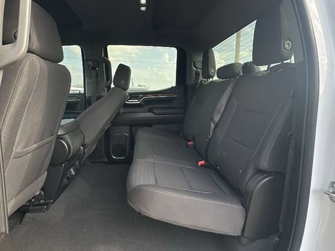 Used 2025 Chevrolet Silverado 1500 LT RWD image 32