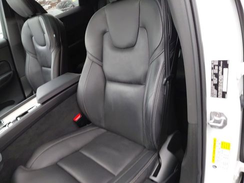 Used 2022 Volvo XC60 B5 Inscription w/ Advanced Package image 21