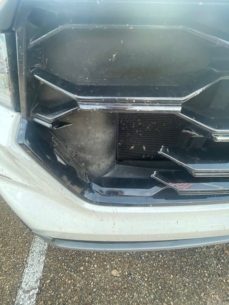 Used 2024 Honda Pilot Touring image 12