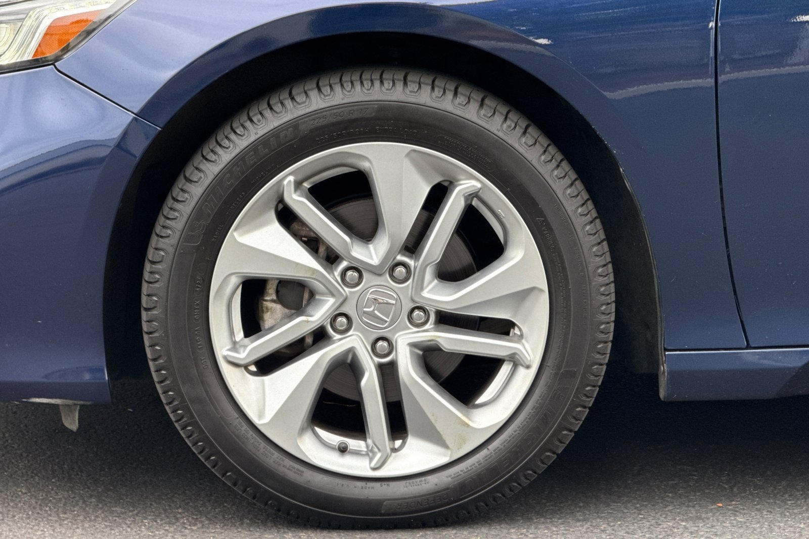 Used 2018 Honda Accord LX image 25