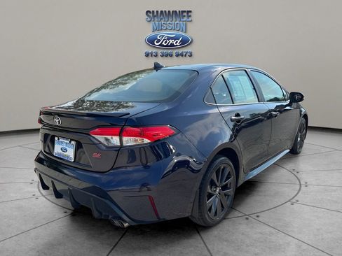 Used 2023 Toyota Corolla SE image 3