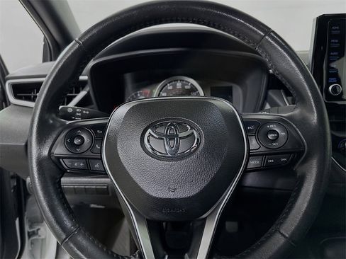 Used 2022 Toyota Corolla SE image 18