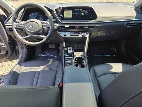 Used 2020 Hyundai Sonata Limited FWD image 18