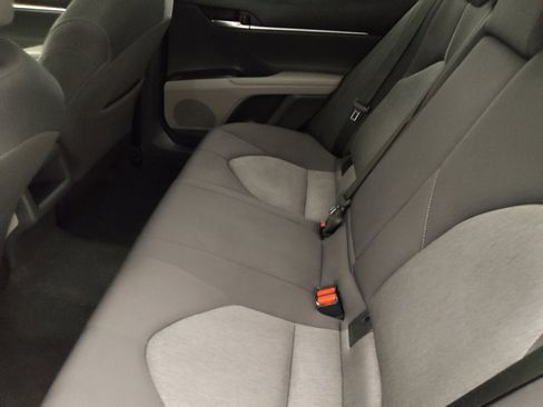 Used 2023 Toyota Camry LE image 18