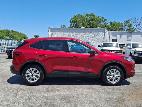 Used 2026 Ford Escape Active w/ Cold Weather Package AWD/4WD image 7