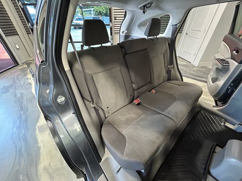 Used 2013 Honda CR-V LX image 5
